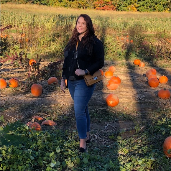 케이라 - Picture 2 of 3